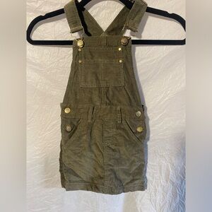 Item 35 NYC kids size 4 Green Overall dress